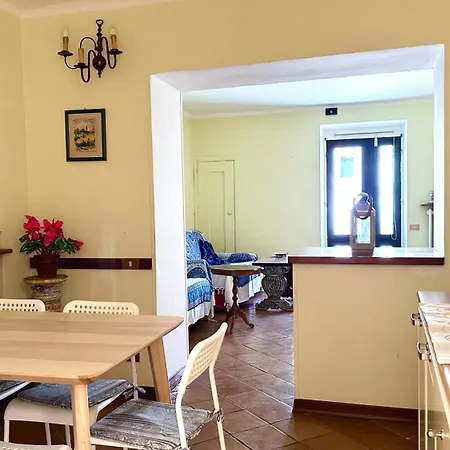 Appartement N231 - Numana, Ampio Trilocale In Centro